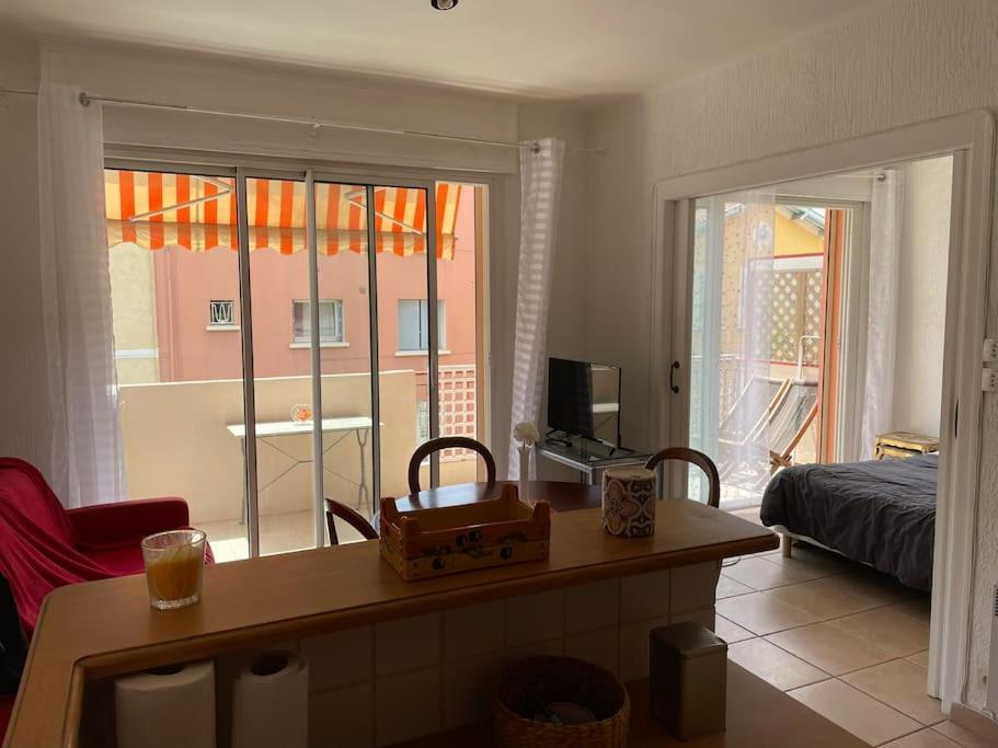 Studio A Sanary-Sur-Mer Avec Balcon A 200M Du Port Екстер'єр фото