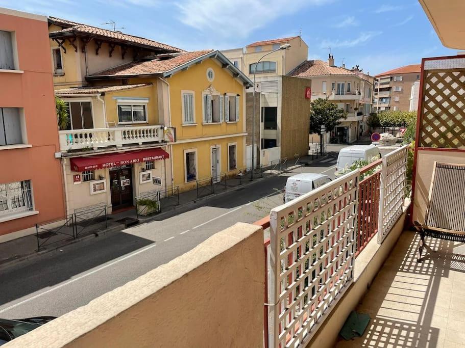 Studio A Sanary-Sur-Mer Avec Balcon A 200M Du Port Екстер'єр фото